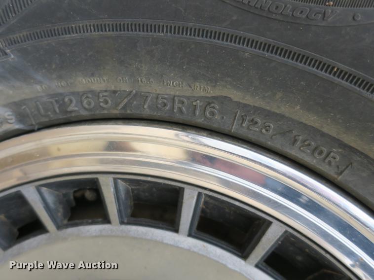 image for item DB8824 1991 Ford F250 pickup truck