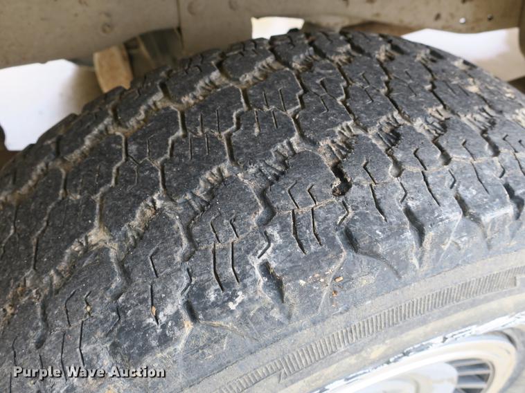 image for item DB8824 1991 Ford F250 pickup truck