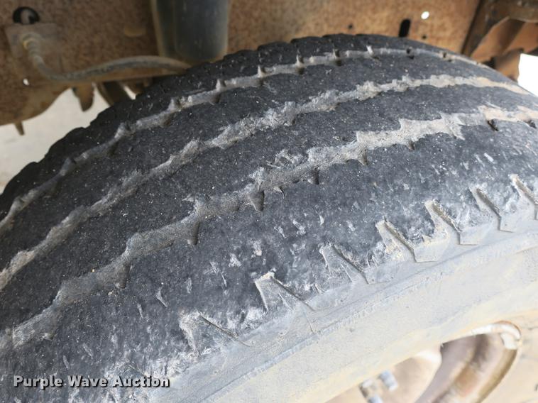 image for item DB8824 1991 Ford F250 pickup truck