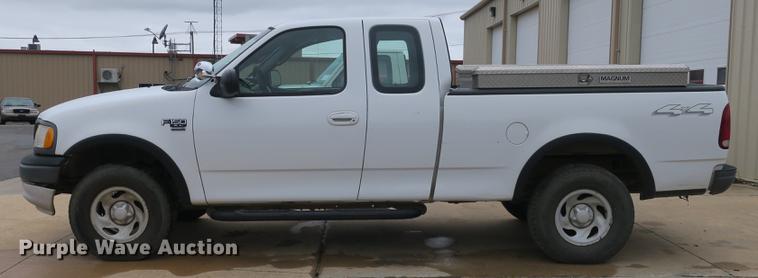 image for item DB8826 2003 Ford F150 SuperCab pickup truck