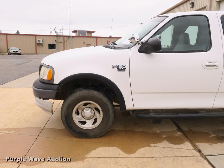 image for item DB8826 2003 Ford F150 SuperCab pickup truck