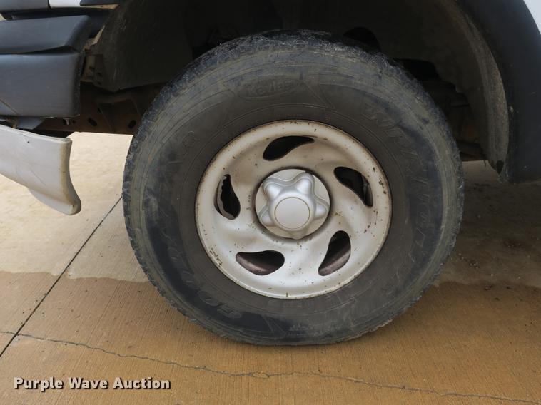 image for item DB8826 2003 Ford F150 SuperCab pickup truck