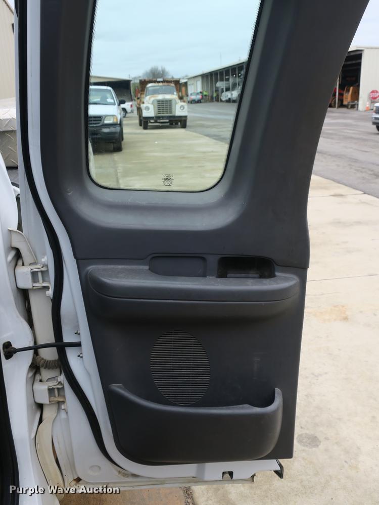 image for item DB8826 2003 Ford F150 SuperCab pickup truck