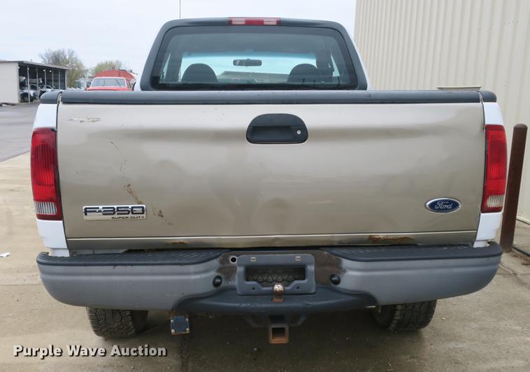 image for item DB8828 2001 Ford F150 SuperCab pickup truck