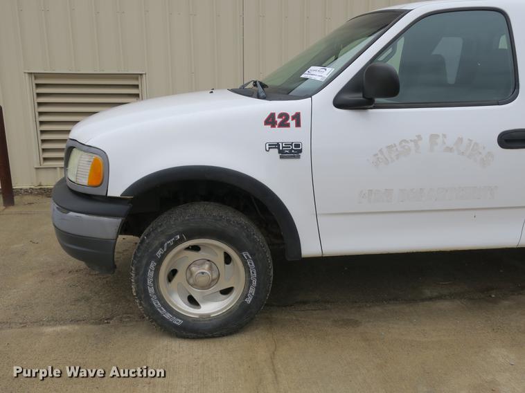 image for item DB8828 2001 Ford F150 SuperCab pickup truck