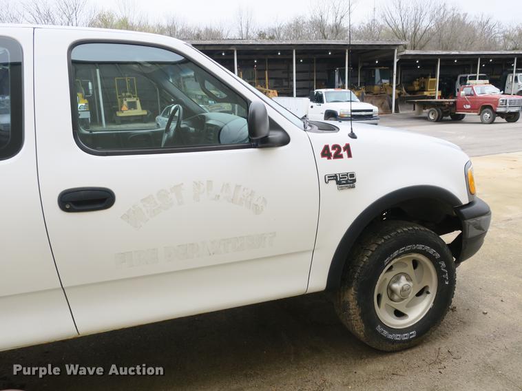 image for item DB8828 2001 Ford F150 SuperCab pickup truck