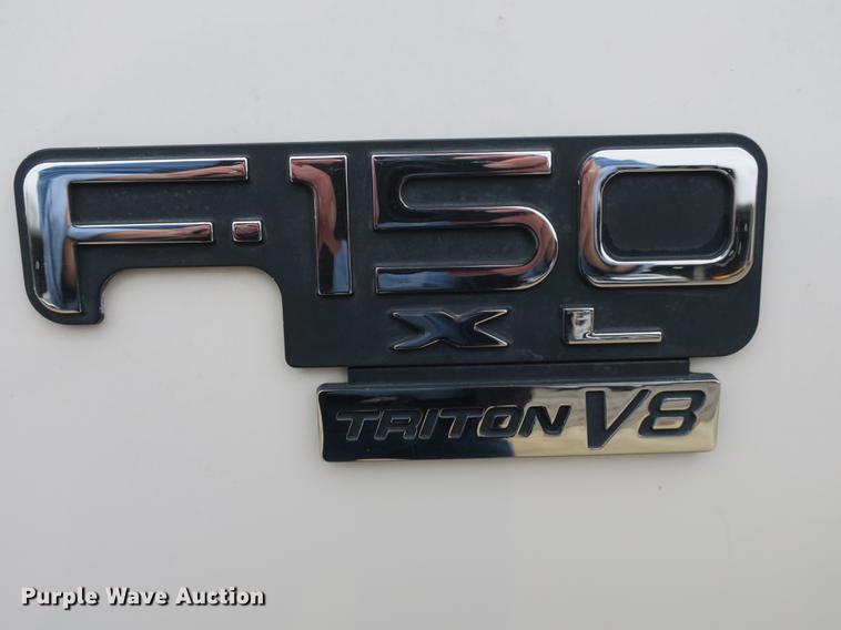 image for item DB8828 2001 Ford F150 SuperCab pickup truck