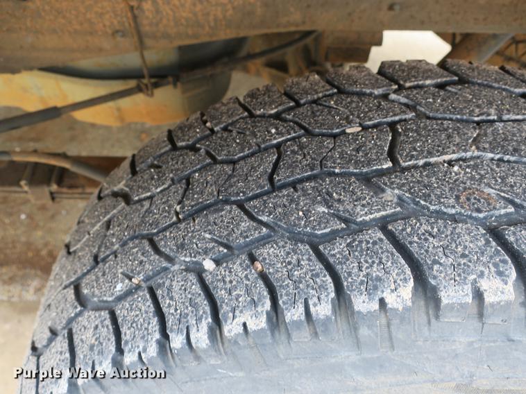 image for item DB8828 2001 Ford F150 SuperCab pickup truck