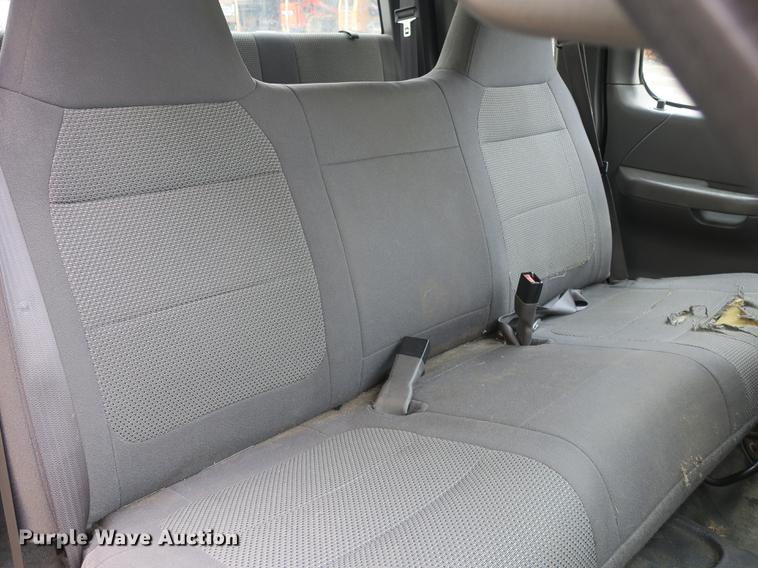 image for item DB8828 2001 Ford F150 SuperCab pickup truck