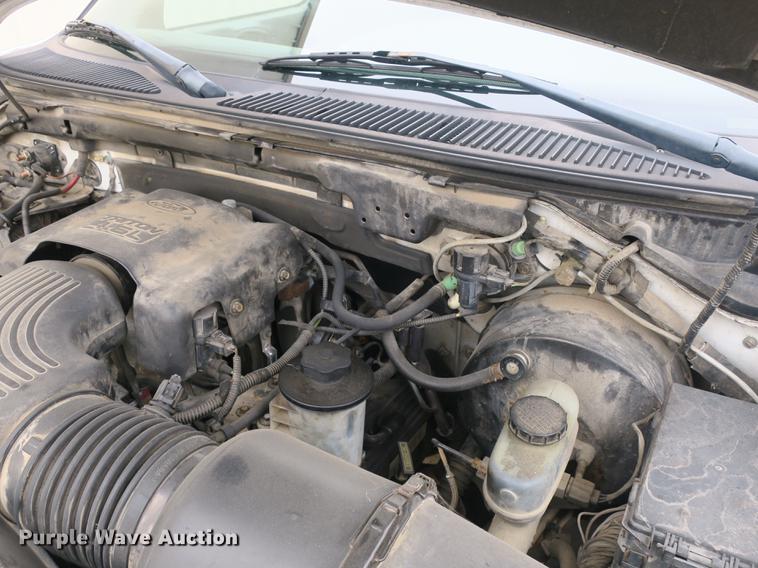 image for item DB8828 2001 Ford F150 SuperCab pickup truck