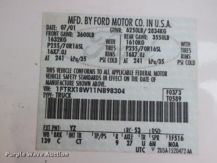 image for item DB8828 2001 Ford F150 SuperCab pickup truck