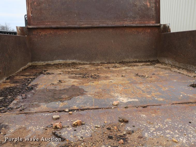 image for item DB8829 1978 International Loadstar 1600 dump truck