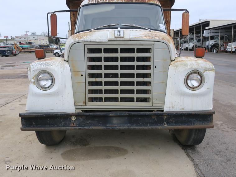 image for item DB8829 1978 International Loadstar 1600 dump truck