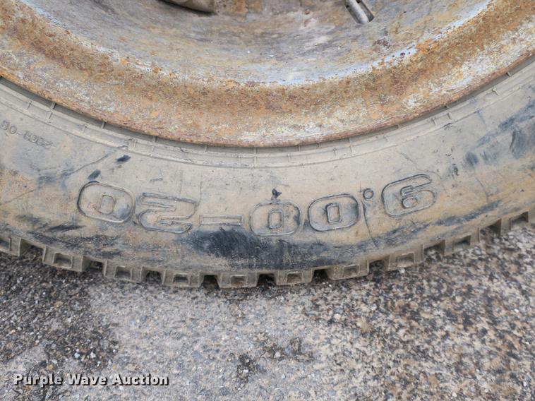 image for item DB8829 1978 International Loadstar 1600 dump truck