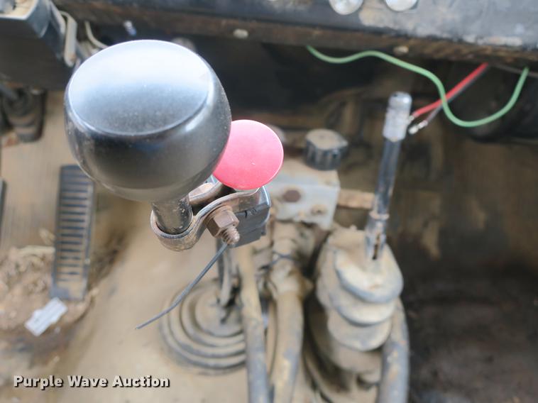 image for item DB8829 1978 International Loadstar 1600 dump truck