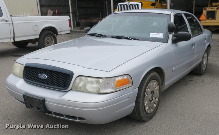 image for item DB8831 2003 Ford Crown Victoria Police Interceptor