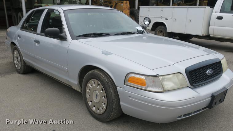 image for item DB8831 2003 Ford Crown Victoria Police Interceptor