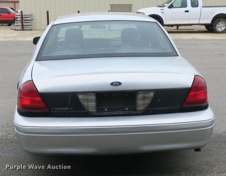 image for item DB8831 2003 Ford Crown Victoria Police Interceptor