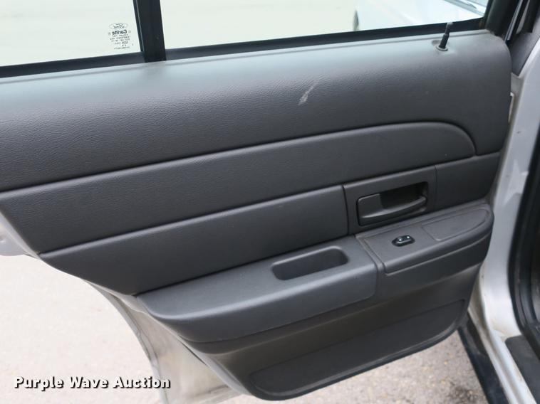 image for item DB8831 2003 Ford Crown Victoria Police Interceptor