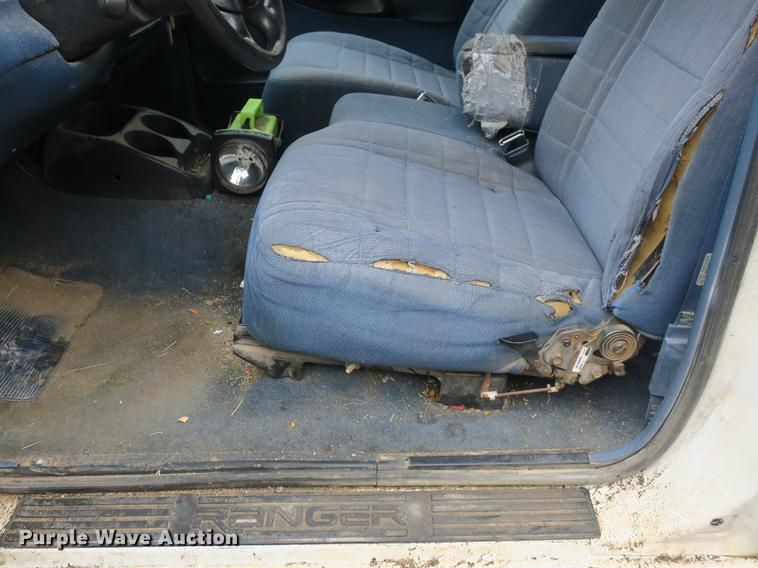 image for item DB8832 1996 Ford Ranger SuperCab pickup truck
