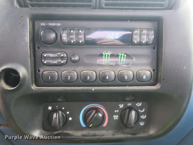 image for item DB8832 1996 Ford Ranger SuperCab pickup truck