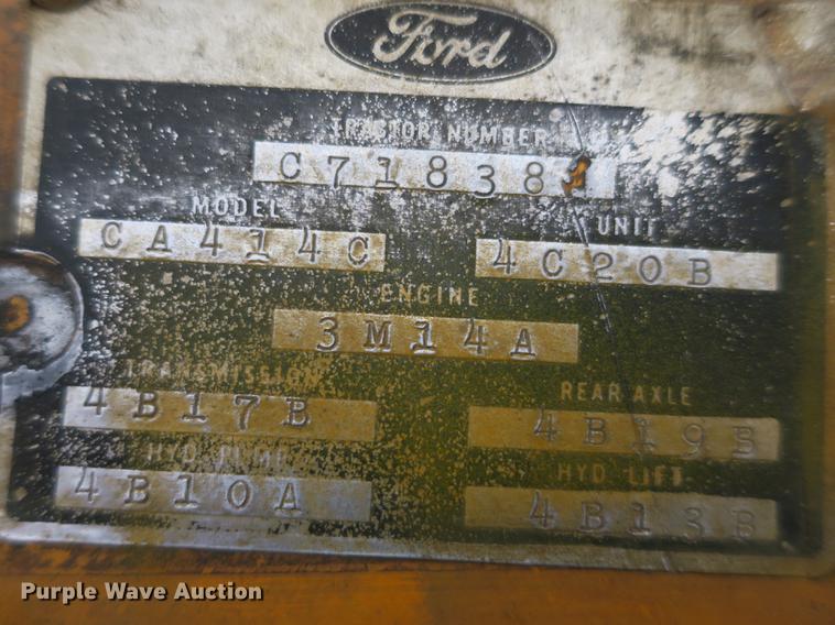 image for item DB8833 Ford CA414C tractor