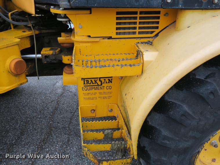 image for item DB8834 2000 JCB 409B wheel loader