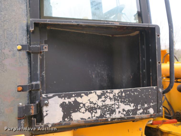 image for item DB8834 2000 JCB 409B wheel loader