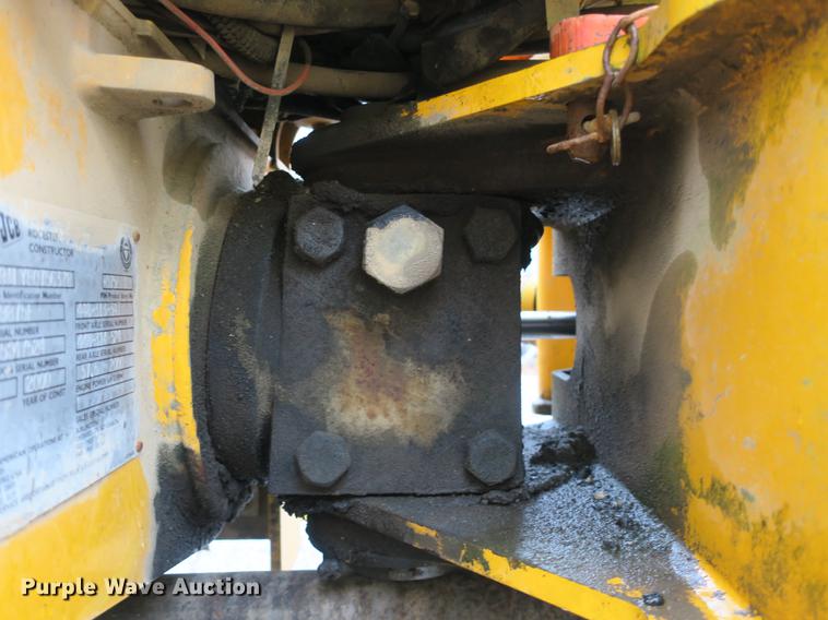 image for item DB8834 2000 JCB 409B wheel loader