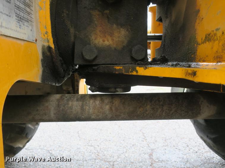 image for item DB8834 2000 JCB 409B wheel loader