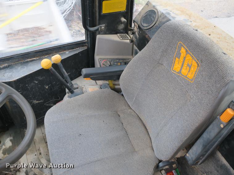 image for item DB8834 2000 JCB 409B wheel loader