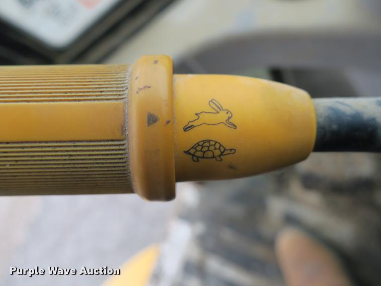 image for item DB8834 2000 JCB 409B wheel loader