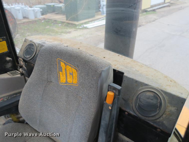 image for item DB8834 2000 JCB 409B wheel loader