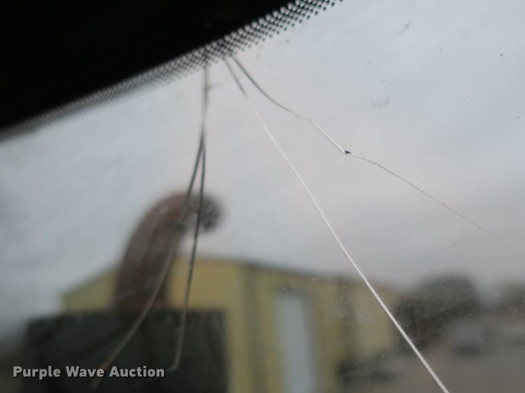 image for item DB8834 2000 JCB 409B wheel loader