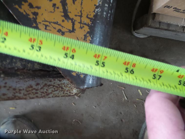 image for item DD2297 Tiger side boom mower parts