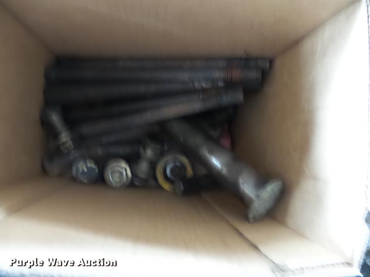 image for item DD2297 Tiger side boom mower parts