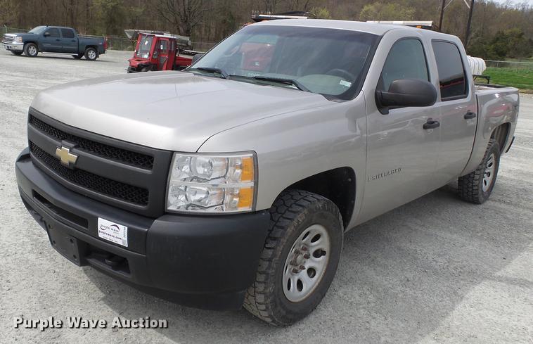 image for item DD2299 2009 Chevrolet Silverado 1500 Crew Cab pickup truck
