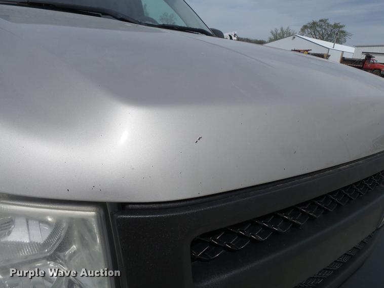 image for item DD2299 2009 Chevrolet Silverado 1500 Crew Cab pickup truck