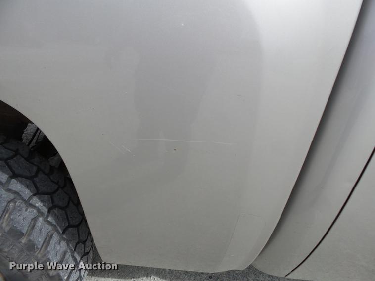 image for item DD2299 2009 Chevrolet Silverado 1500 Crew Cab pickup truck