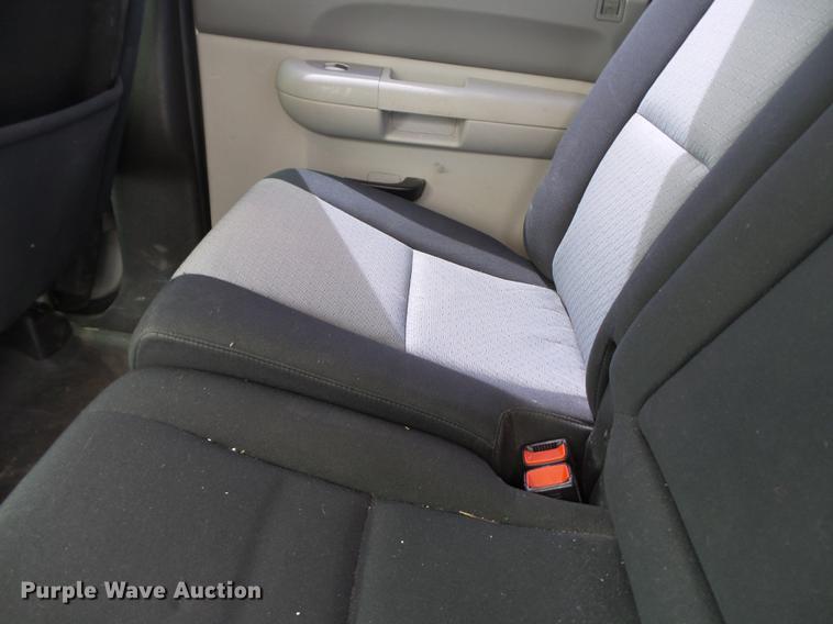 image for item DD2299 2009 Chevrolet Silverado 1500 Crew Cab pickup truck