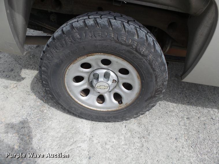 image for item DD2299 2009 Chevrolet Silverado 1500 Crew Cab pickup truck