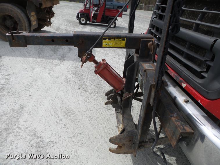 image for item DD2300 2001 Ford F750 Super Duty dump truck