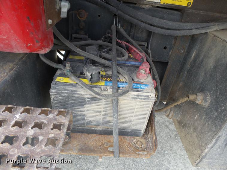 image for item DD2300 2001 Ford F750 Super Duty dump truck