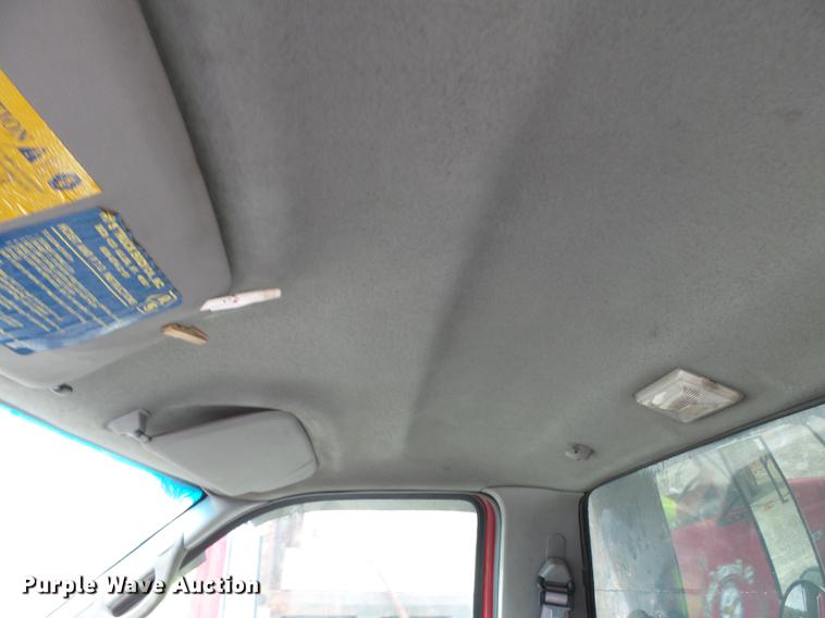 image for item DD2300 2001 Ford F750 Super Duty dump truck