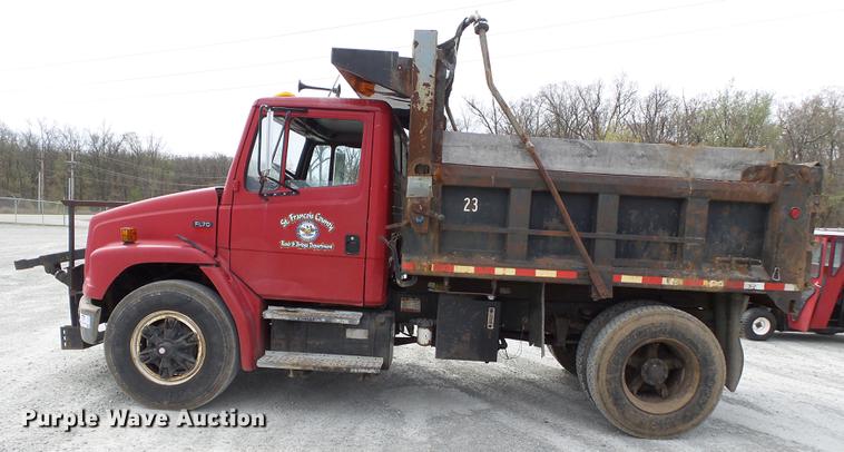 image for item DD2301 1998 Freightliner FL70 dump truck