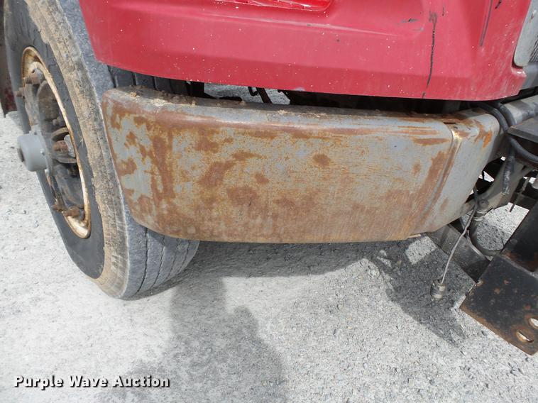 image for item DD2301 1998 Freightliner FL70 dump truck