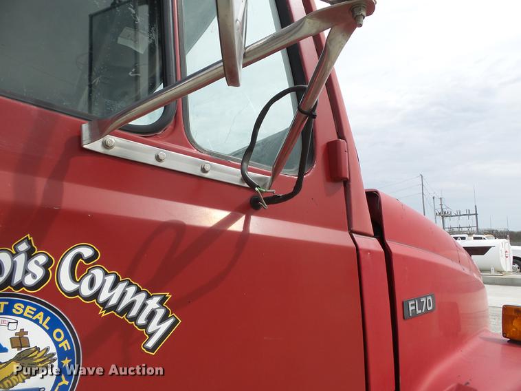 image for item DD2301 1998 Freightliner FL70 dump truck