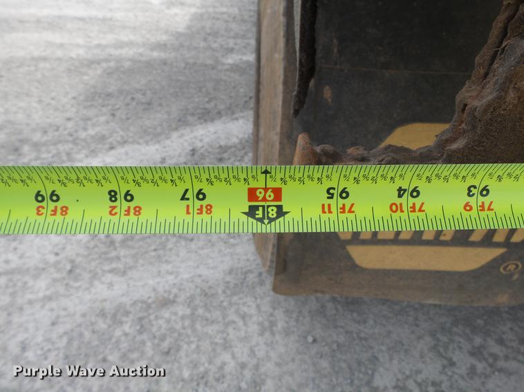 image for item DD2301 1998 Freightliner FL70 dump truck