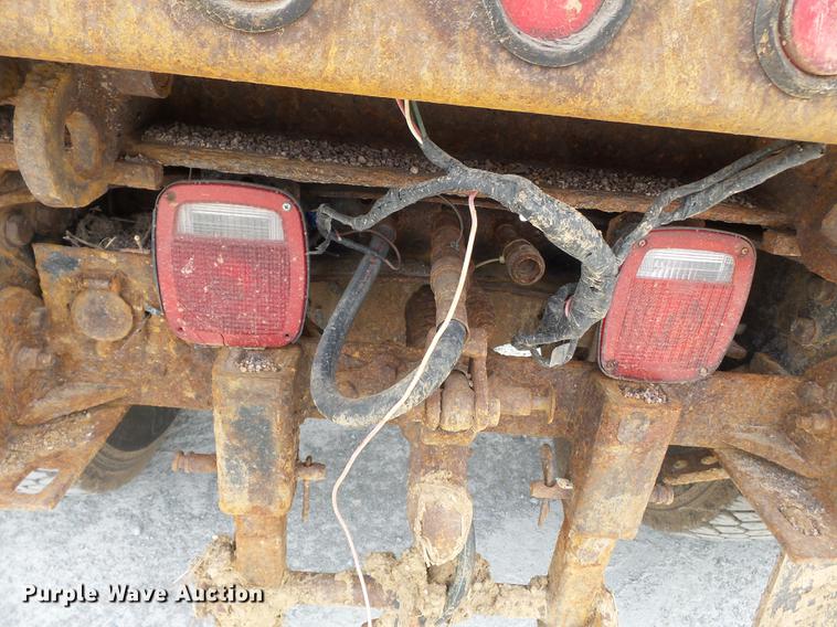 image for item DD2301 1998 Freightliner FL70 dump truck