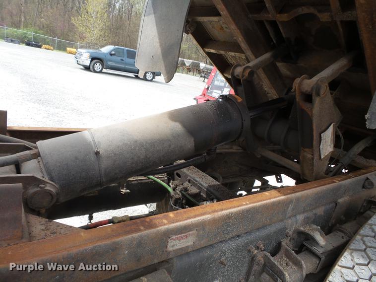 image for item DD2301 1998 Freightliner FL70 dump truck